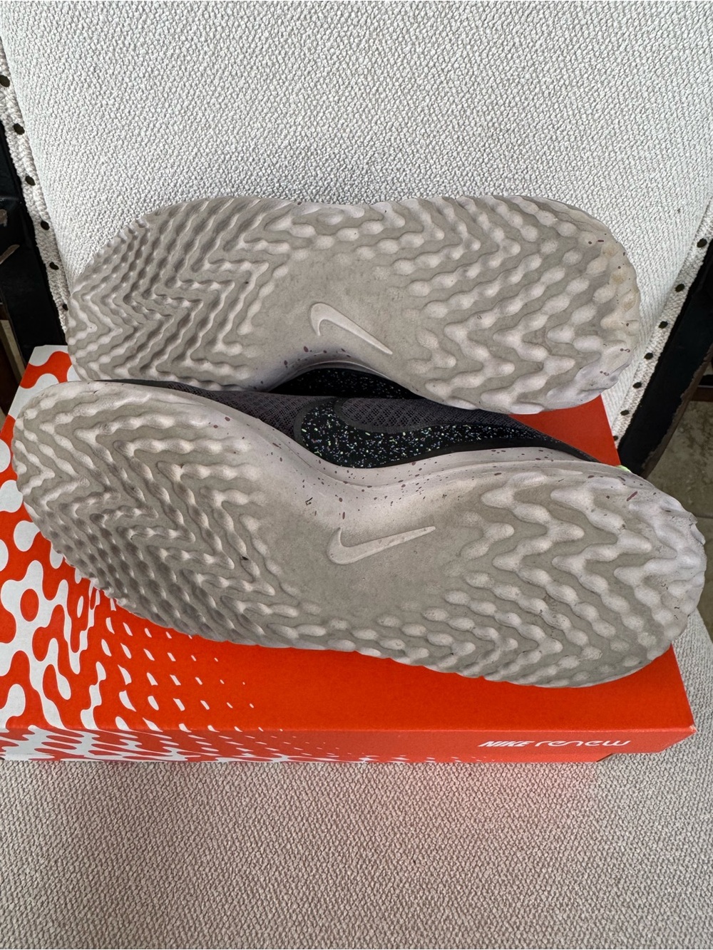 Nike Women’s Renew Ride Running Sneaker — Charcoal Speckle Swoosh Neon Pull Tab - Picture 9 of 11